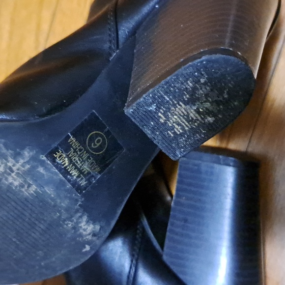 Heart in D black leather heel boots good used condition - Picture 6 of 6